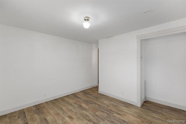 9048 Brookline Avenue, Plymouth, MI 48170