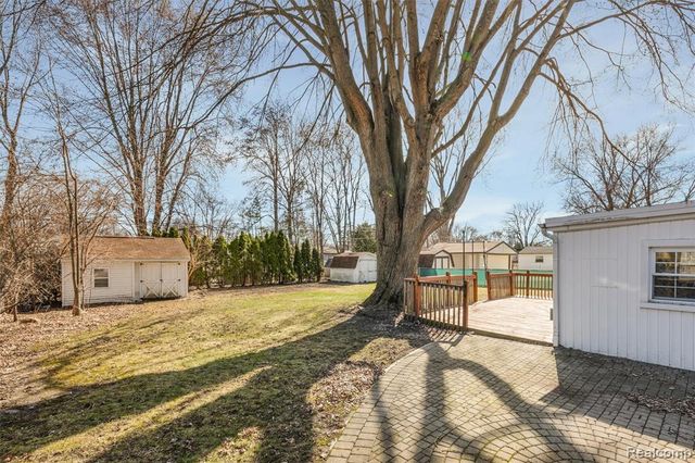 9048 Brookline Avenue, Plymouth, MI 48170