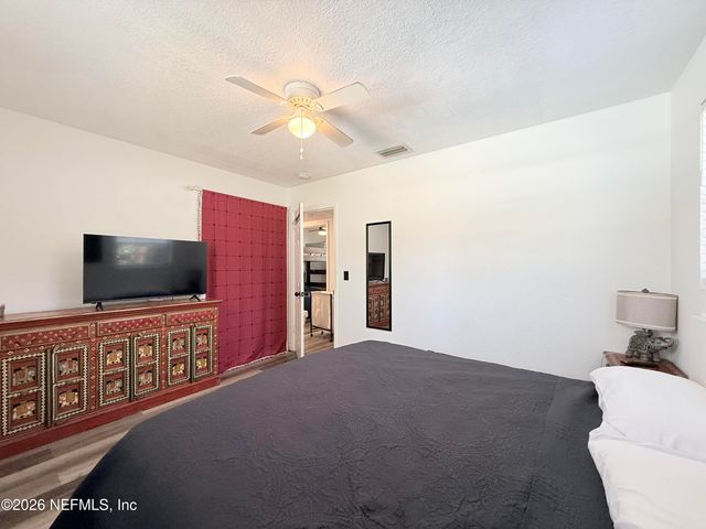 7431 ARBLE Drive, Jacksonville, FL 32211