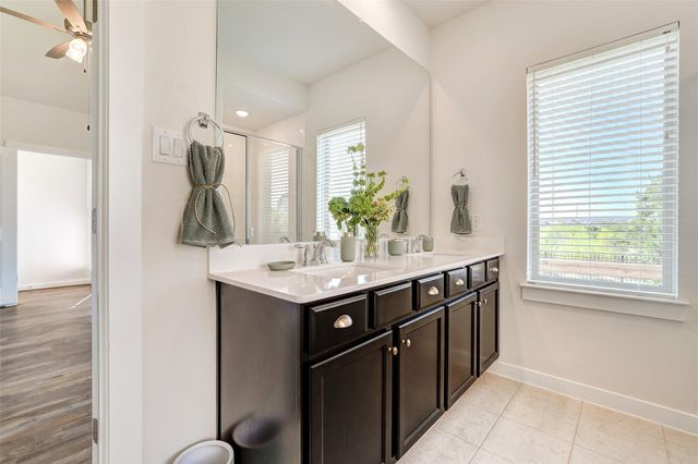7509 Desert Needle DR, Lago Vista, TX 78645