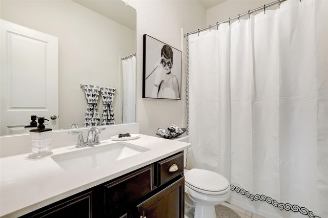 7509 Desert Needle DR, Lago Vista, TX 78645