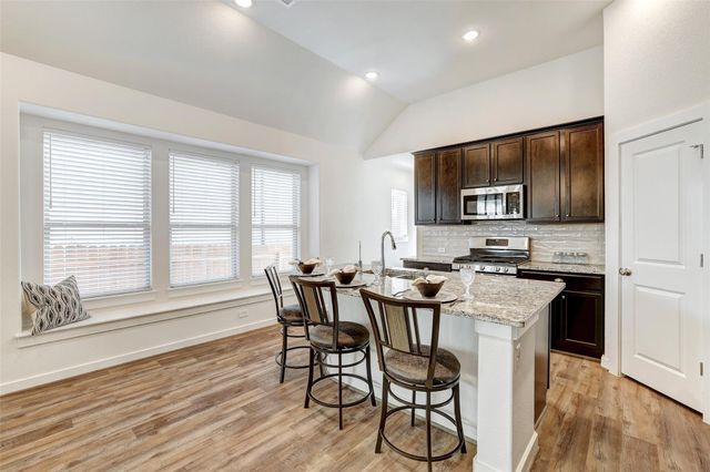 7509 Desert Needle DR, Lago Vista, TX 78645