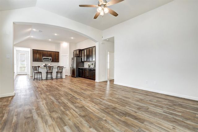 7509 Desert Needle DR, Lago Vista, TX 78645