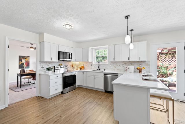 18 Steven Court, Villa Hills, KY 41017