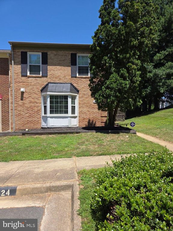3424 ASCOT CT, Woodbridge, VA 22192