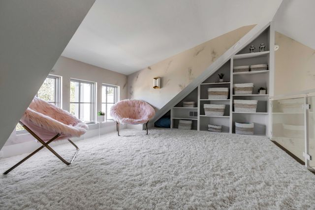 572 Wading Place, Daniel Island, SC 29492