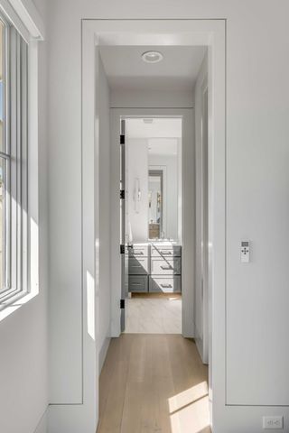 572 Wading Place, Daniel Island, SC 29492