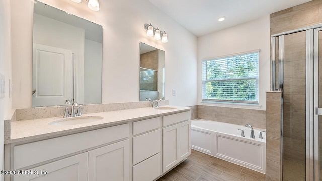 15524 CREEK EDGE Court, Jacksonville, FL 32218