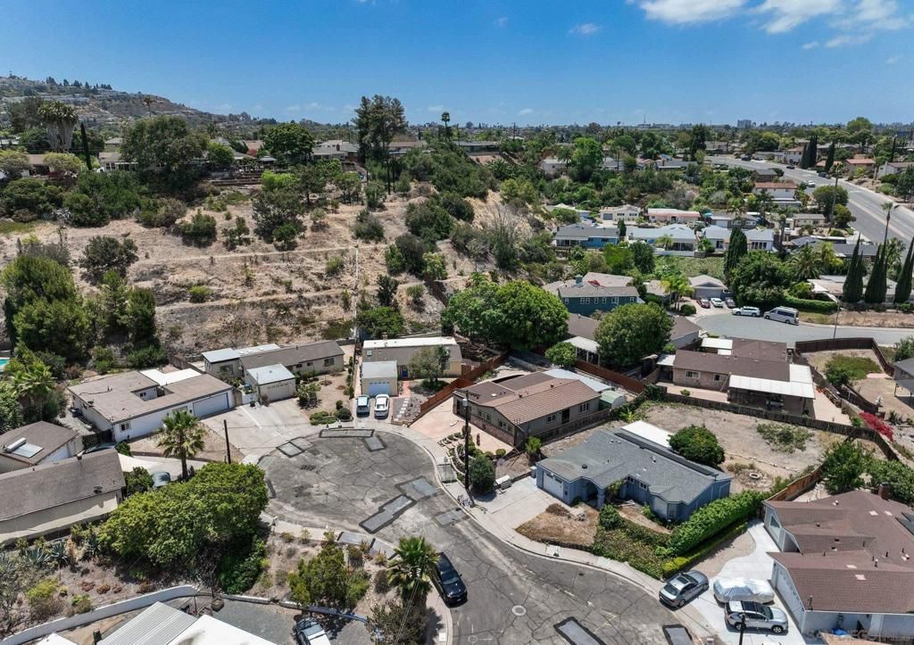 Image 35 of property listing at 7118 Conestoga, San Diego, CA 92120
