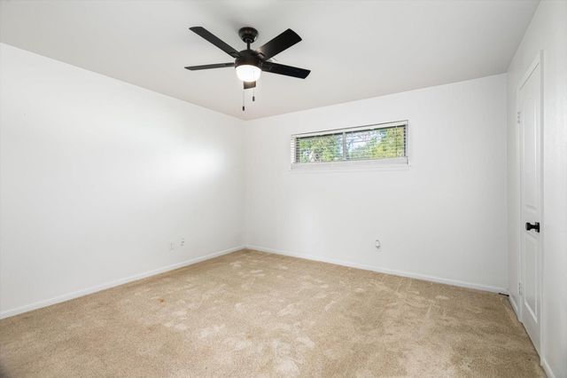 416 Southern Oaks Drive, Lake Jackson, TX 77566