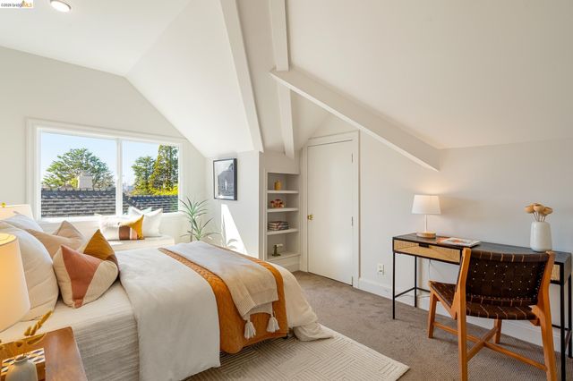 1101 Clarendon Crescent, Oakland, CA 94610