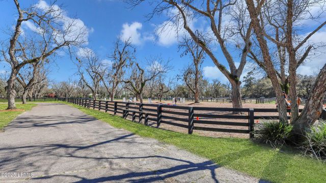 1 Saw Timber Drive, Hilton Head Island, SC 29926