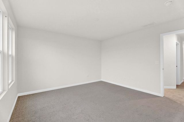 24430 W Alexis Lane 56402, Plainfield, IL 60585