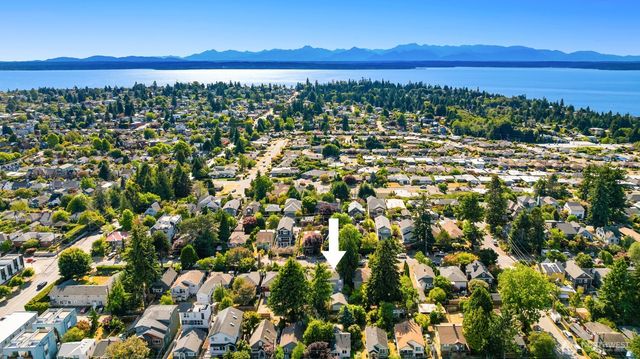 8538 19th Avenue NW, Seattle, WA 98117