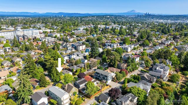 8538 19th Avenue NW, Seattle, WA 98117