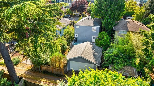 8538 19th Avenue NW, Seattle, WA 98117