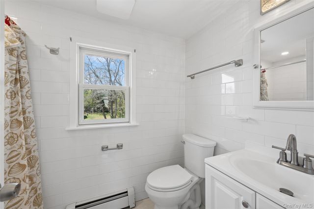 713 Harrison Avenue, Riverhead, NY 11901