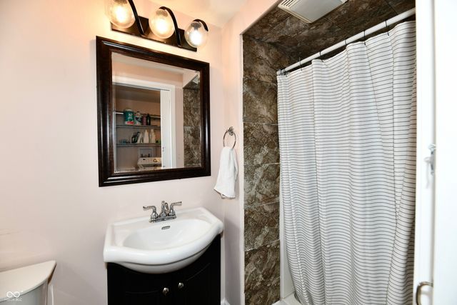 1421 Denver Drive, Plainfield, IN 46168