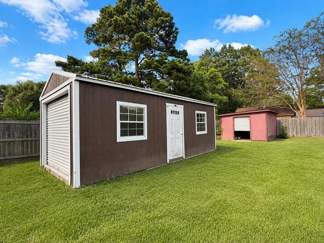 2800 Wade Dr., Hattiesburg, MS 39401