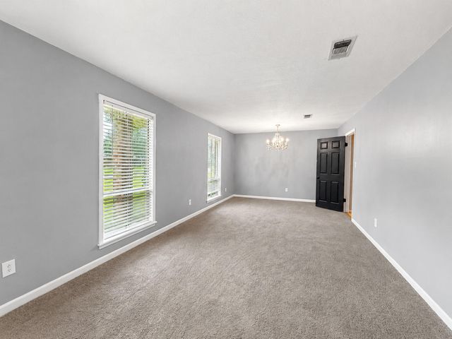 2800 Wade Dr., Hattiesburg, MS 39401