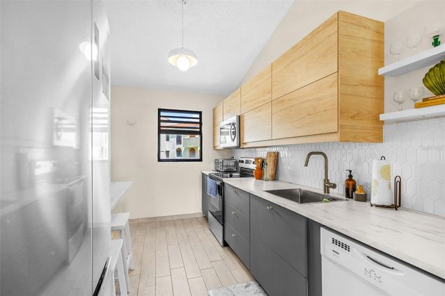 100 CANDELERO RD 2110, Humacao, PR 00791