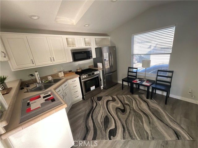 2060 Newport Blvd, Costa Mesa, CA 92627