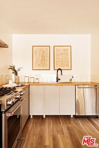 1942 Grace Avenue 118, Los Angeles, CA 90068