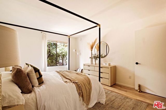 1942 Grace Avenue 118, Los Angeles, CA 90068