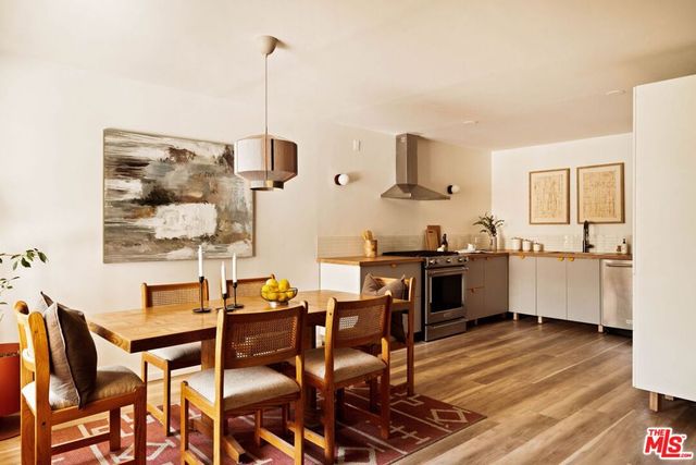 1942 Grace Avenue 118, Los Angeles, CA 90068