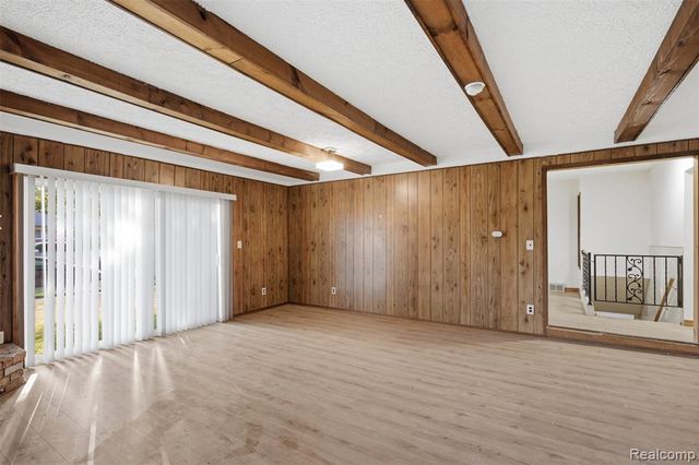 14283 La Chene Avenue, Warren, MI 48088