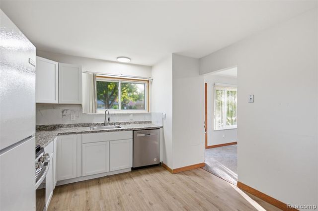 14283 La Chene Avenue, Warren, MI 48088