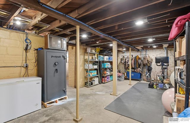 345 N 3rd Street, Arlington, NE 68002