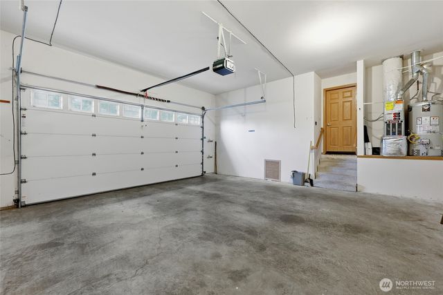 1083 5th Street, Steilacoom, WA 98388