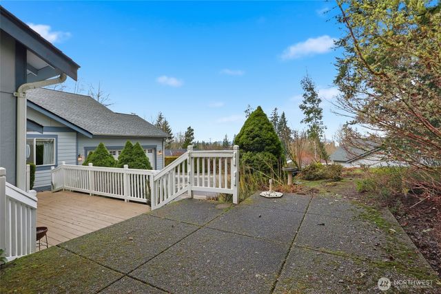 1083 5th Street, Steilacoom, WA 98388