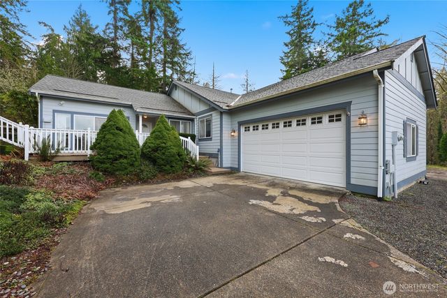 1083 5th Street, Steilacoom, WA 98388