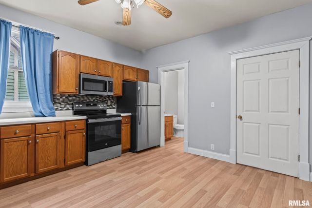 1129 N 5TH Street, Springfield, IL 62702