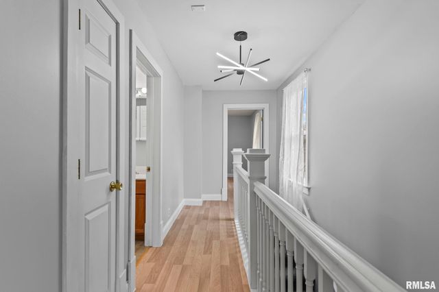 1129 N 5TH Street, Springfield, IL 62702