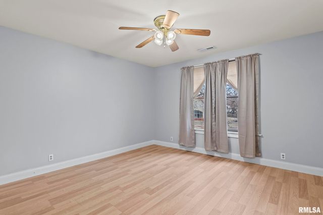 1129 N 5TH Street, Springfield, IL 62702