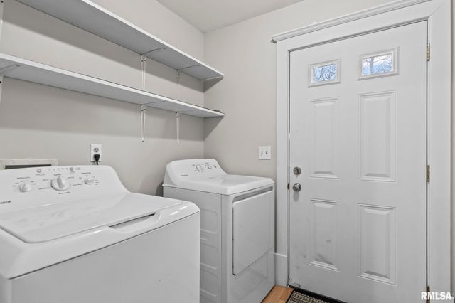 1129 N 5TH Street, Springfield, IL 62702