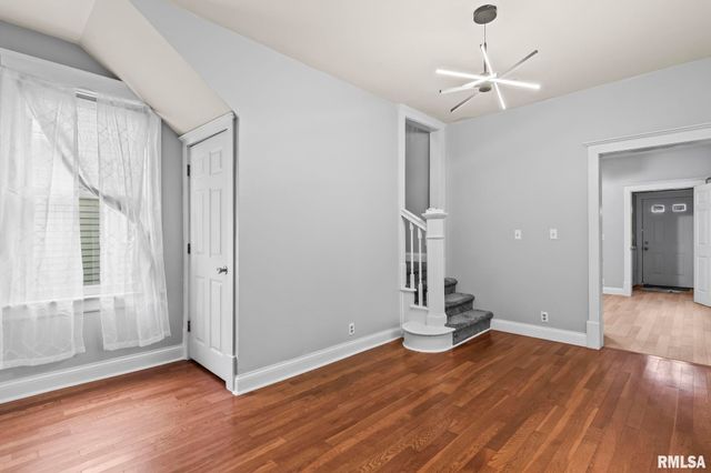 1129 N 5TH Street, Springfield, IL 62702