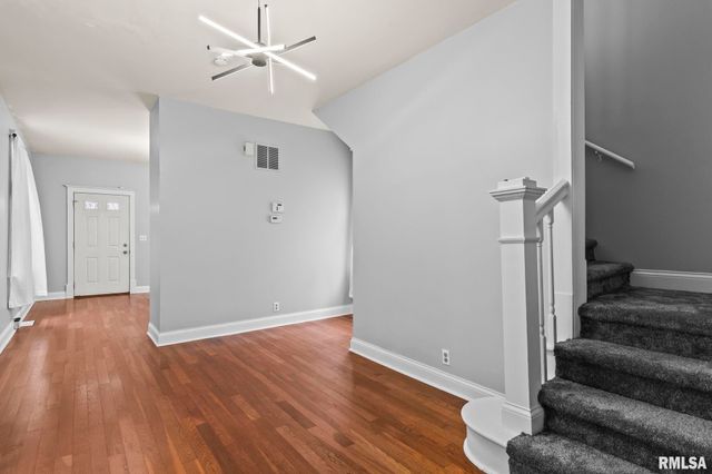 1129 N 5TH Street, Springfield, IL 62702