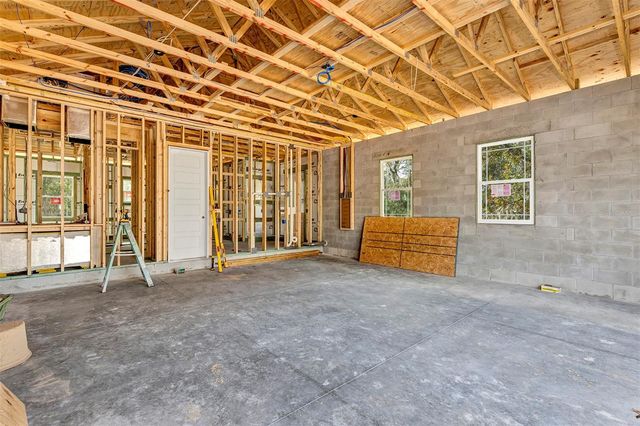 1848 CR 243A, Wildwood, FL 34785