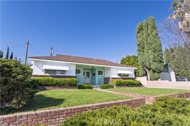 11431 Valjean Avenue, Granada Hills (los Angeles), CA 91344