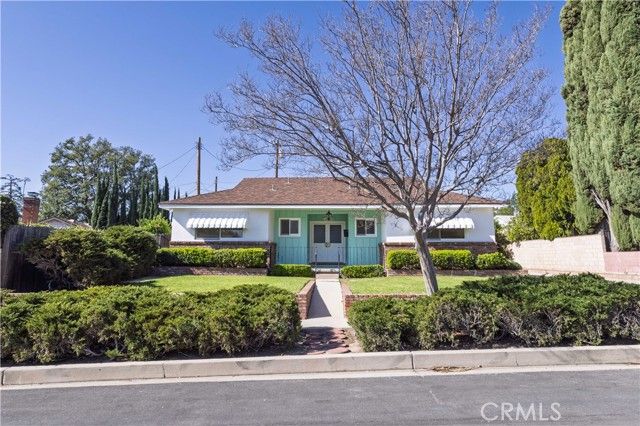 11431 Valjean Avenue, Granada Hills (los Angeles), CA 91344