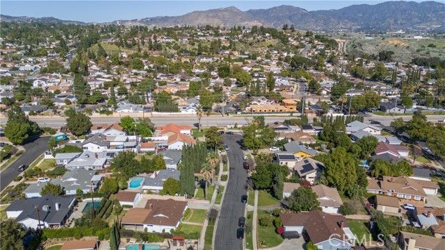 11431 Valjean Avenue, Granada Hills (los Angeles), CA 91344