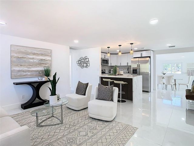 3711 HUNTINGTON STREET NE, St Petersburg, FL 33703