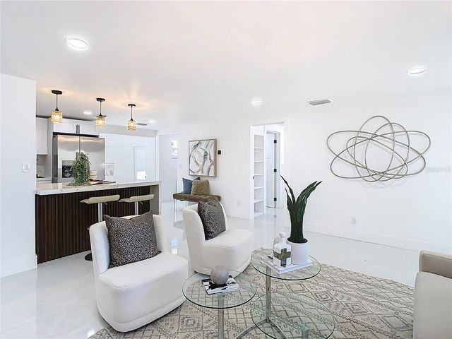 3711 HUNTINGTON STREET NE, St Petersburg, FL 33703