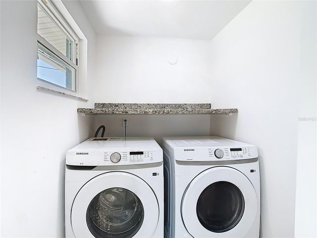 3711 HUNTINGTON STREET NE, St Petersburg, FL 33703