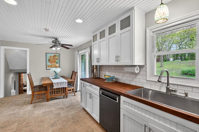 6839 133rd Street W, Apple Valley, MN 55124