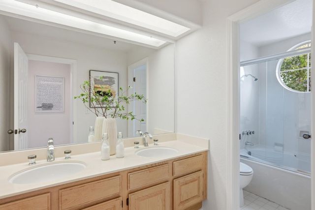 832 Sovereign Way, Redwood Shores, CA 94065